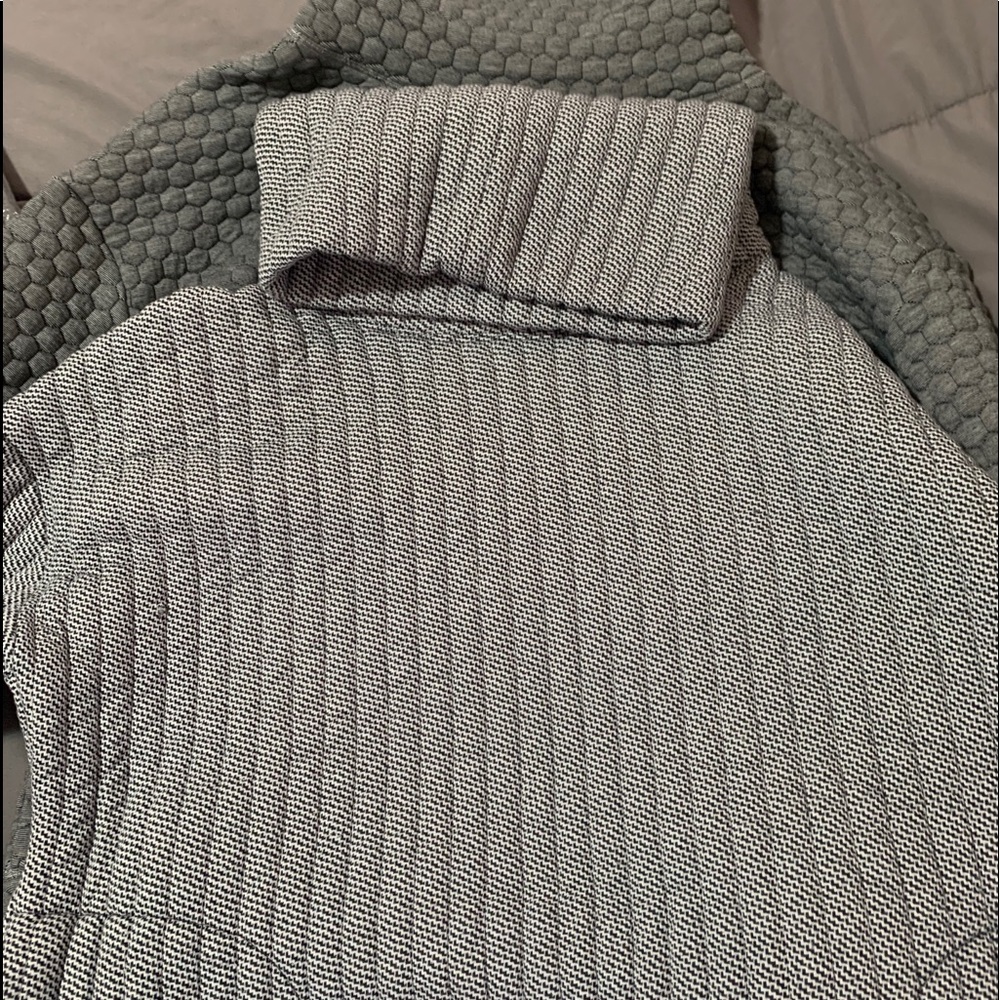 COPY - Turtle neck gap fit sweatshirts so warm!
